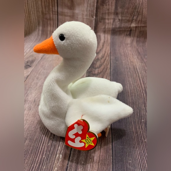 Ty Beanie Baby -RETIRED Gracie The Swan inch)Plush vintage